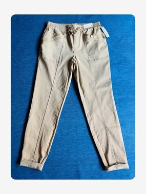 ★ Maurices NWT Elevated Basic Regular High Rise Tapered Casual Pants Tan M ★